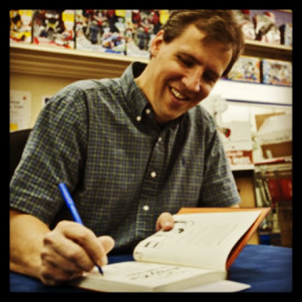 What is Jeff Kinney Net Worth? His Earning sources are 2024.